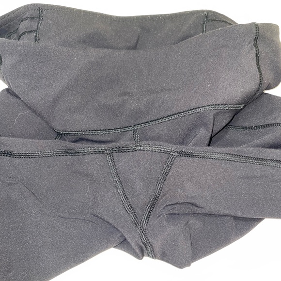 Lululemon Speed Up Tight - Picture 2 of 7